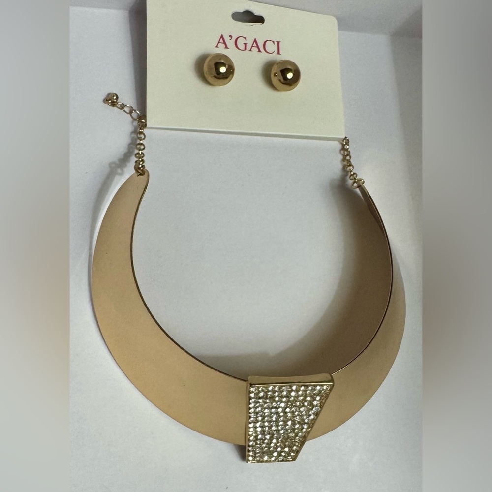 A'GACI Gold Statement Bib Cleopatra Necklace and Earrings Set